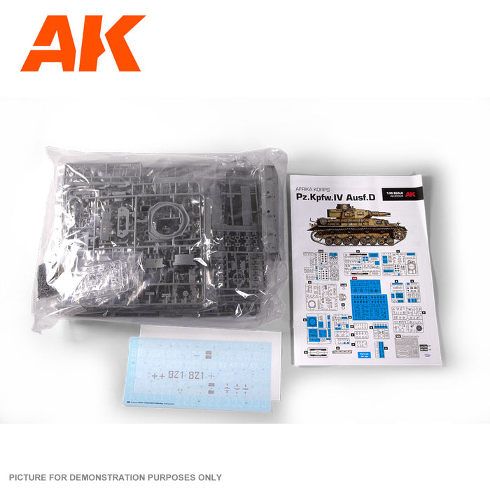 AK Interactive - 1/35 Scale Models - PZ.KPFW.IV AUSF.D AFRIKA KORPS + DAK PANZERFAHRER